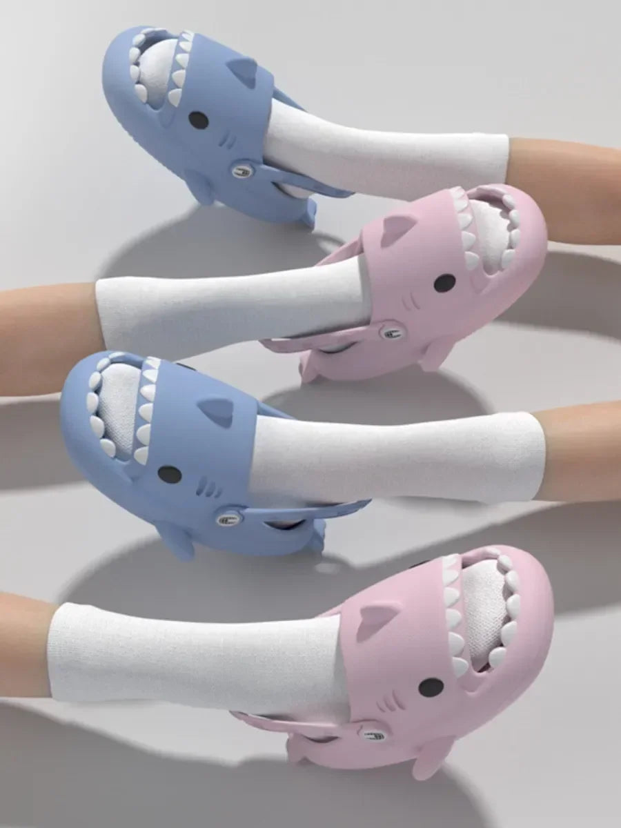 2024 New Summer Shark Slippers Women Slides Men Bathroom Flip Flops Home Anti-Skid Flat Shoes Outdoor Children's Funny Sandals